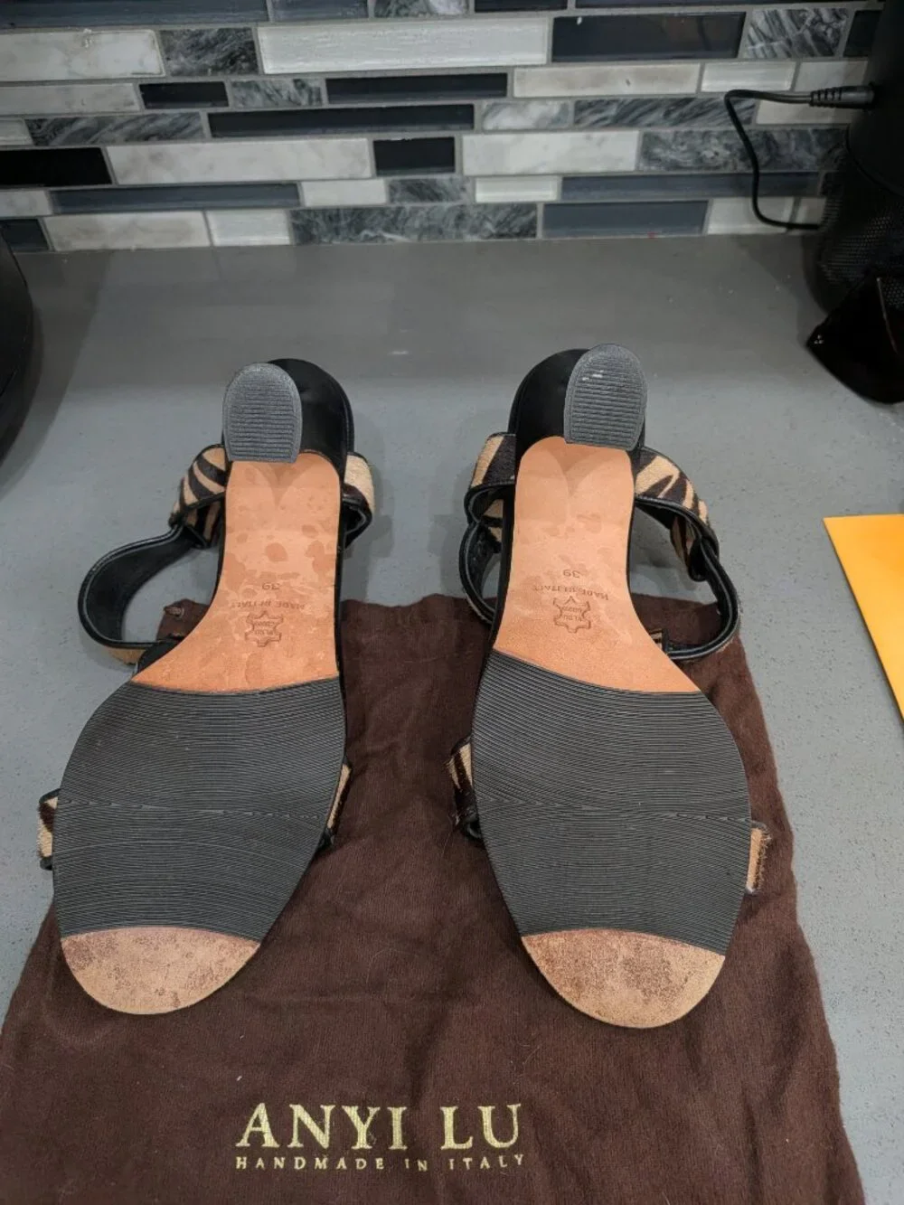 Anyiu animal skin shoe size 39 or 8.5
